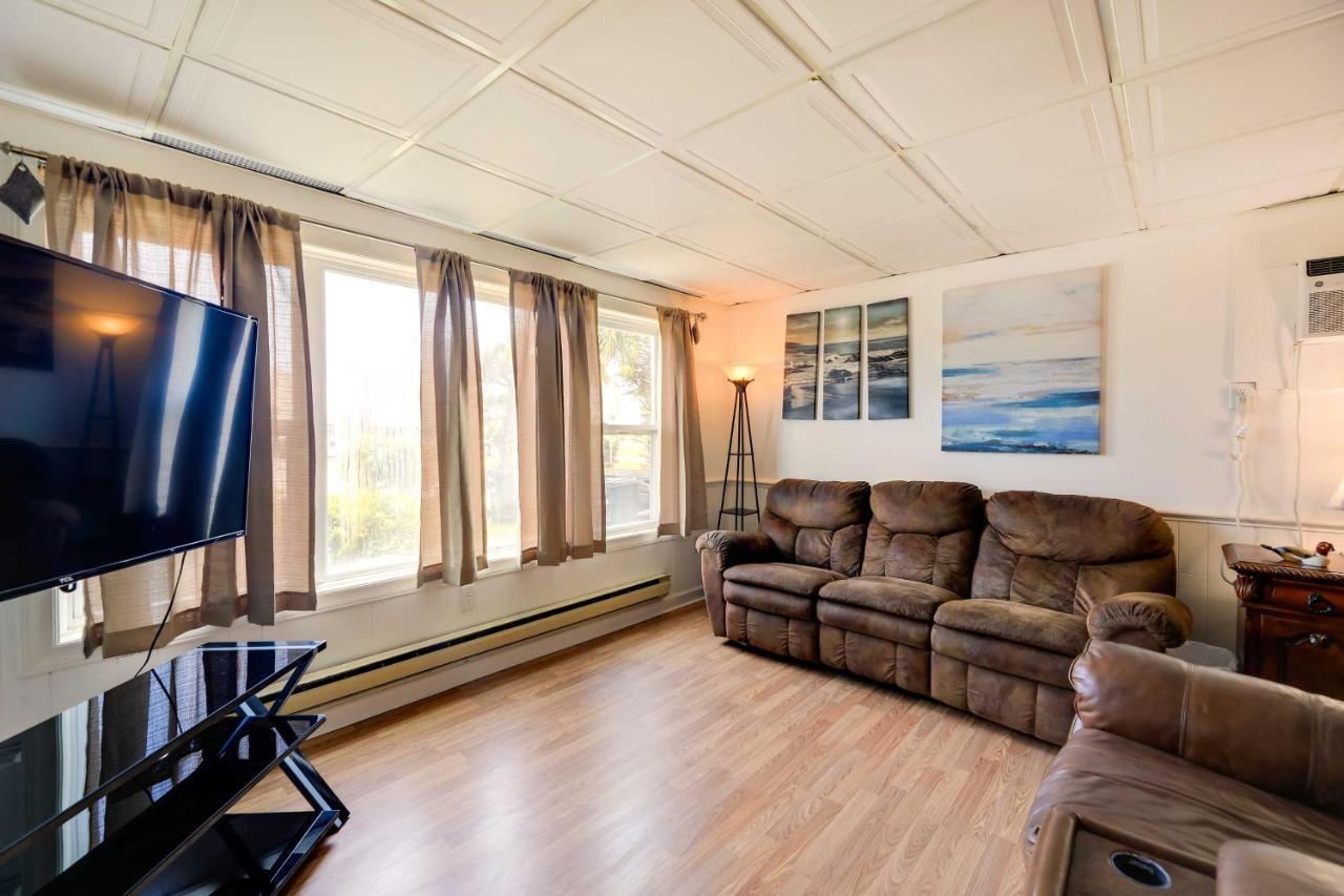 1 Ocean Fun Emerald Isle Apt, Steps To Beaches! 외부 사진
